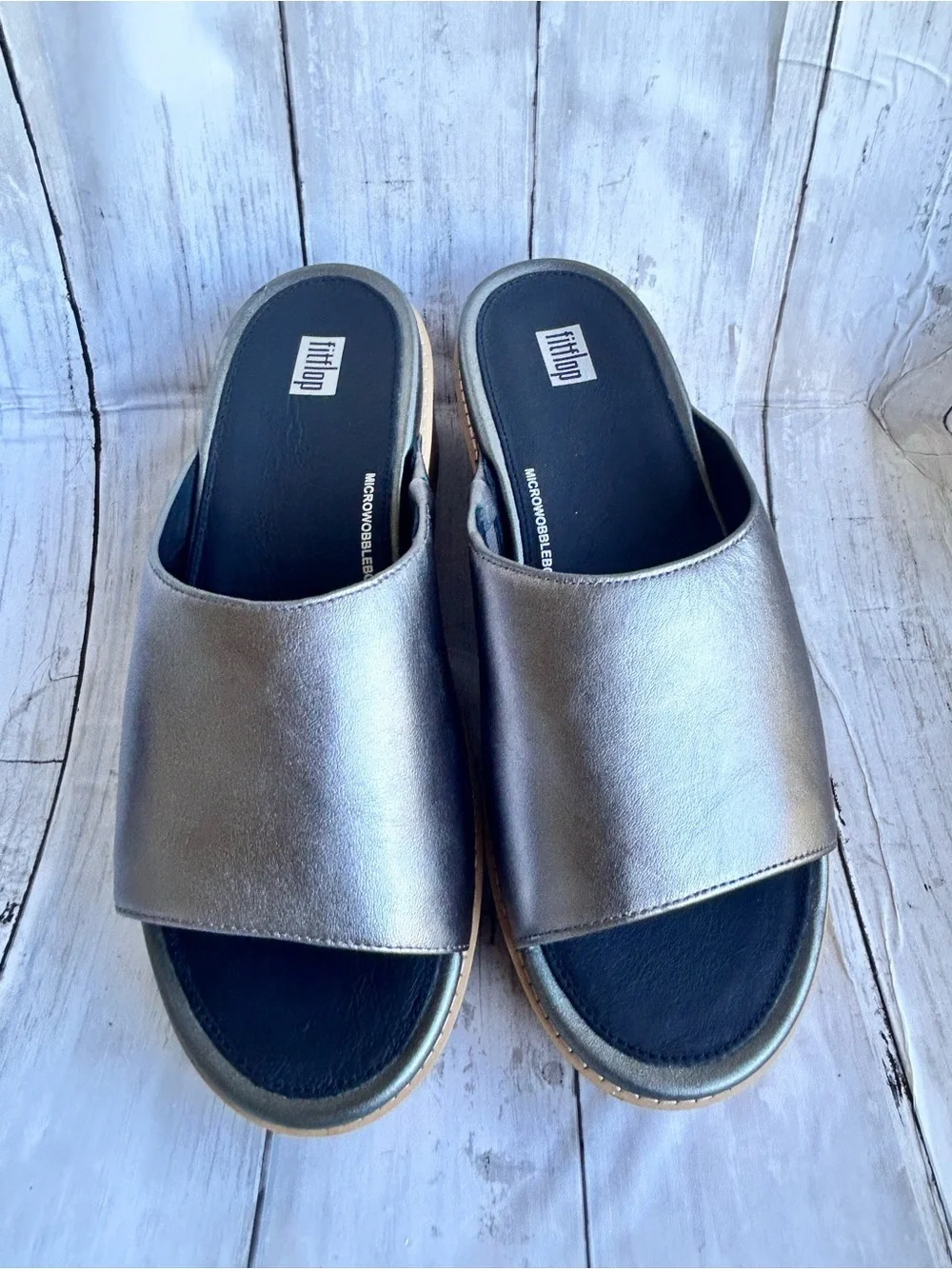 Fitflop slide platform